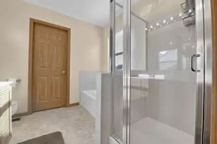 1548 Grove Hill Dr, Columbus, OH 43240 - Photo 21