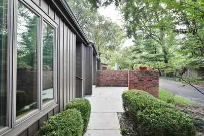 160 Glen Circle, Worthington, OH 43085 - Photo 5