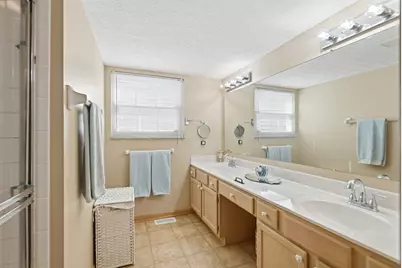 1564 Whitcombe Way, Columbus, OH 43228 - Photo 15