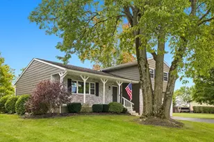 5449 Timberlake Cir, Orient, OH 43146 - Photo 3