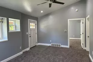 291 N Wheatland Ave, Columbus, OH 43204 - Photo 9