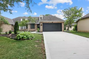 1855 Fontenay Ct, Columbus, OH 43235 - Photo 3