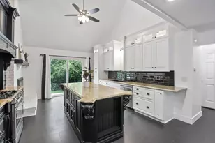 1855 Fontenay Ct, Columbus, OH 43235 - Photo 17