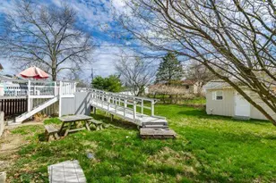 1328 Hilton Dr, Reynoldsburg, OH 43068 - Photo 17