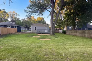 1979 E Cooke Rd, Columbus, OH 43224 - Photo 5