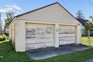 1474 Genessee Ave, Columbus, OH 43211 - Photo 23