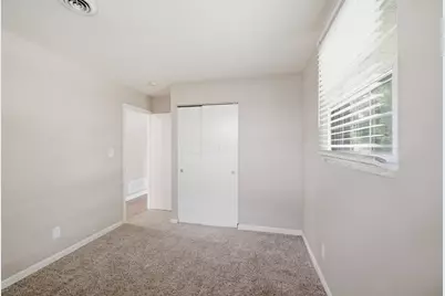 1634 Vilardo Lane, Columbus, OH 43227 - Photo 9