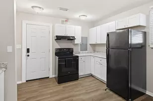 1634 Vilardo Ln, Columbus, OH 43227 - Photo 5