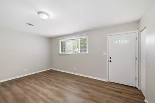 1634 Vilardo Ln, Columbus, OH 43227 - Photo 3