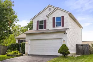 811 Crevis Ln, Columbus, OH 43228 - Photo 3
