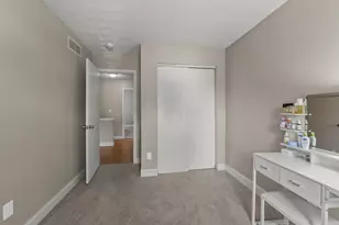 811 Crevis Ln, Columbus, OH 43228 - Photo 27