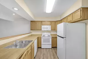 8216 Green Tree Ct, Reynoldsburg, OH 43068 - Photo 13