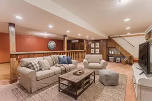8835 Thomas Ln, West Jefferson, OH 43162 - Photo 11