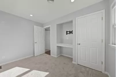 284 Madison Drive N, West Jefferson, OH 43162 - Photo 15