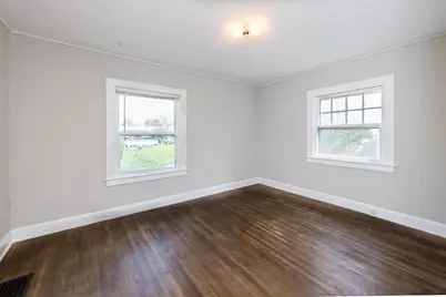 213 - 215 W Weber Road, Columbus, OH 43202 - Photo 29