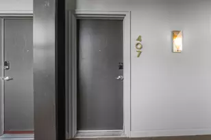 825 N 4th St, Columbus, OH 43215 - Photo 31