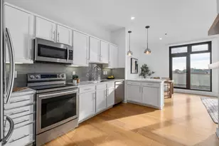 825 N 4th St, Columbus, OH 43215 - Photo 3