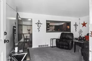 6580 Red Coach Ln, Reynoldsburg, OH 43068 - Photo 7