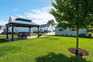 360 Lakeview Dr, Buckeye Lake, OH 43008 - Photo 5