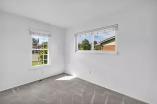 146 Brisbane Ave, Westerville, OH 43081 - Photo 17