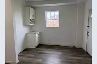 489 Saint Clair Avenue, Columbus, OH 43203 - Photo 13