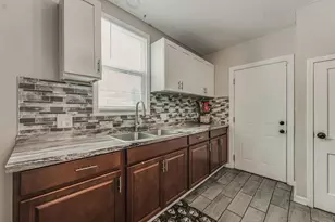 199 N Terrace Ave, Columbus, OH 43204 - Photo 15