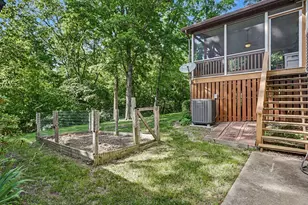 930 Ivy Dr, Zanesville, OH 43701 - Photo 13