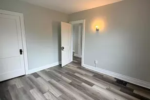2533 Sullivant Ave, Columbus, OH 43204 - Photo 15