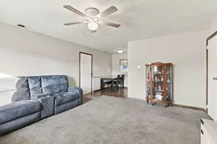 420 Avon Dr, Circleville, OH 43113 - Photo 9