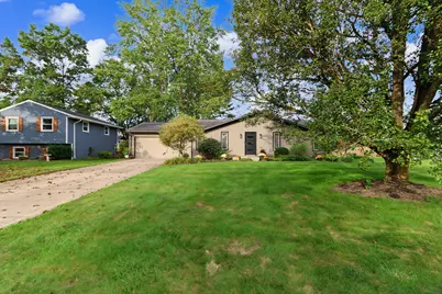 685 N Satinwood Circle N, Mansfield, OH 44903 - Photo 3