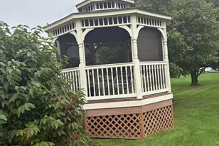 269 Thames Ct, London, OH 43140 - Photo 5