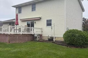 269 Thames Ct, London, OH 43140 - Photo 3