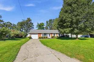 2141 W Mile Rd, Springfield, OH 45503 - Photo 1