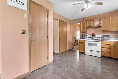 2175 Pelham Place, Obetz, OH 43207 - Photo 17
