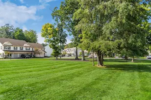 1246 Hall Ln, Gahanna, OH 43230 - Photo 47