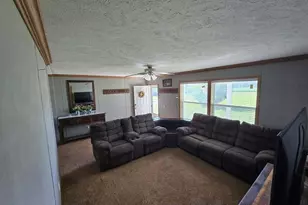 1097 State Route 28 E, Greenfield, OH 45123 - Photo 7