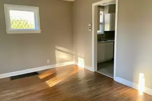 1008 S Cassingham Rd, Columbus, OH 43209 - Photo 7