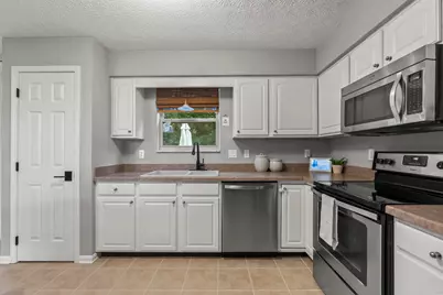 484 Ironhorse Drive, Delaware, OH 43015 - Photo 11