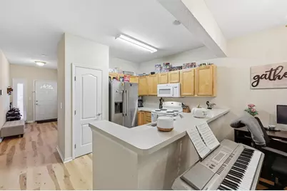 6366 Edgecreek Lane, Columbus, OH 43231 - Photo 9