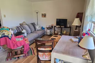 199 Buckeye Cir, Columbus, OH 43217 - Photo 5