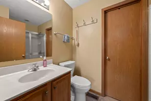 8968 Marchbank Ln, Lewis Center, OH 43035 - Photo 15