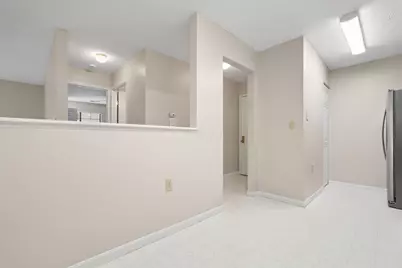 6749 Meadow Creek Drive #102, Columbus, OH 43235 - Photo 7