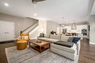 250 W Spring St, Columbus, OH 43215 - Photo 3