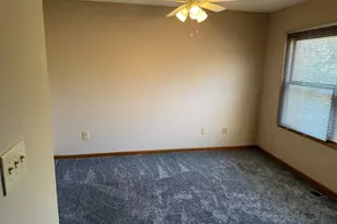 140 Hanover Ct, Delaware, OH 43015 - Photo 9
