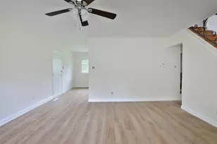 1044 Caniff Rd, Columbus, OH 43221 - Photo 7