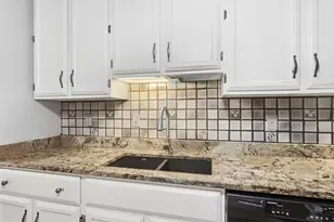 541 Saulsbury Ct, Columbus, OH 43230 - Photo 11