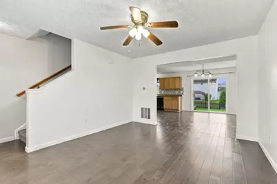 1349 Wagy Square, Pataskala, OH 43062 - Photo 7