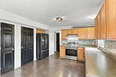 1349 Wagy Square, Pataskala, OH 43062 - Photo 9