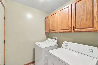 5850 Wellbrid Drive, Galloway, OH 43119 - Photo 23
