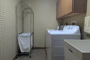 1940 Shady Oak Ct, Springfield, OH 45502 - Photo 25